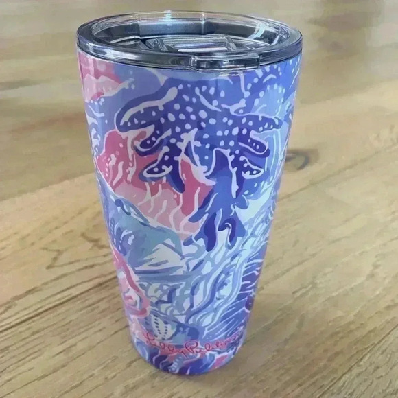 Lilly Pulitzer Kitchen Travel Tumbler Saltwater Blue Shade Seekers 20oz - Picture 1 of 4